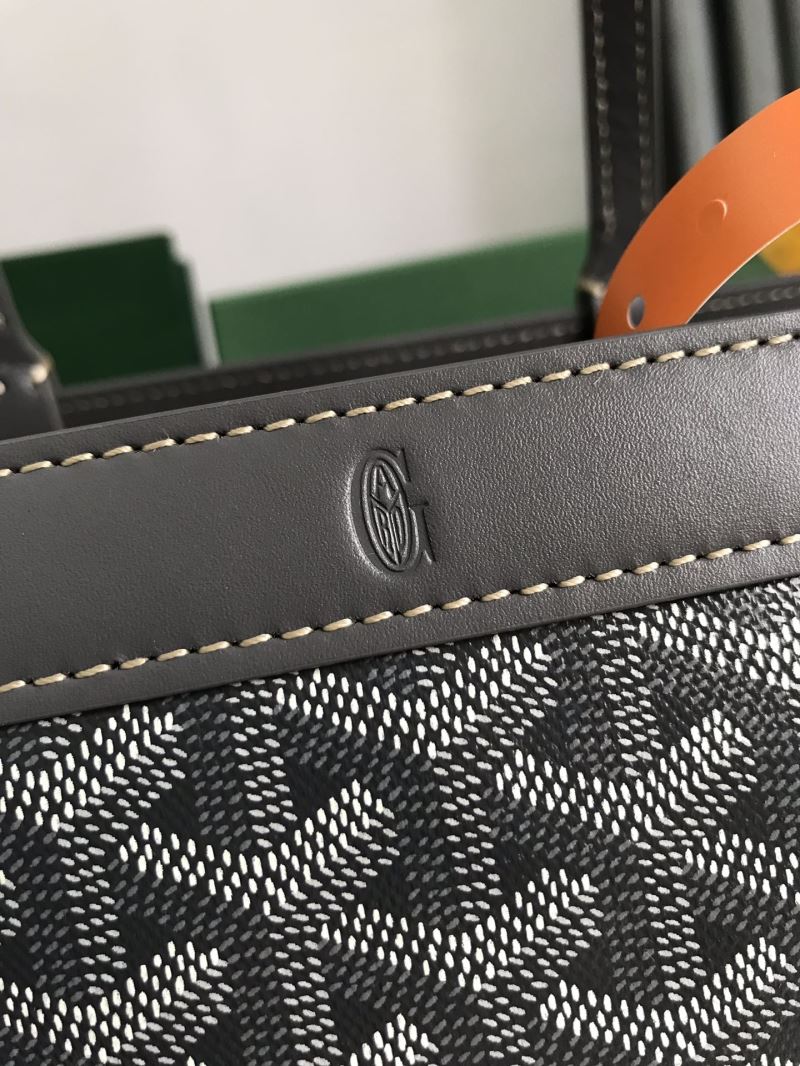 Goyard Shopping Bags